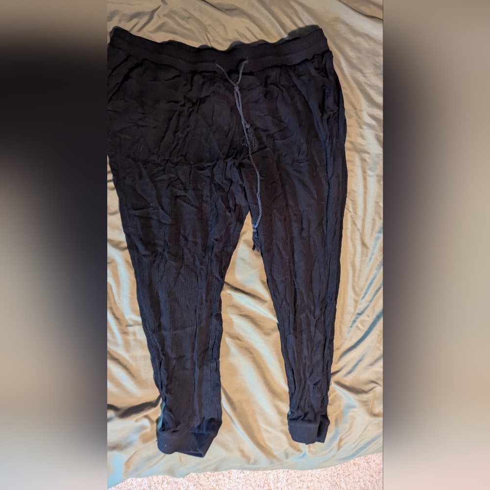 Torrid Black Crepe Cropped Pajama Pants